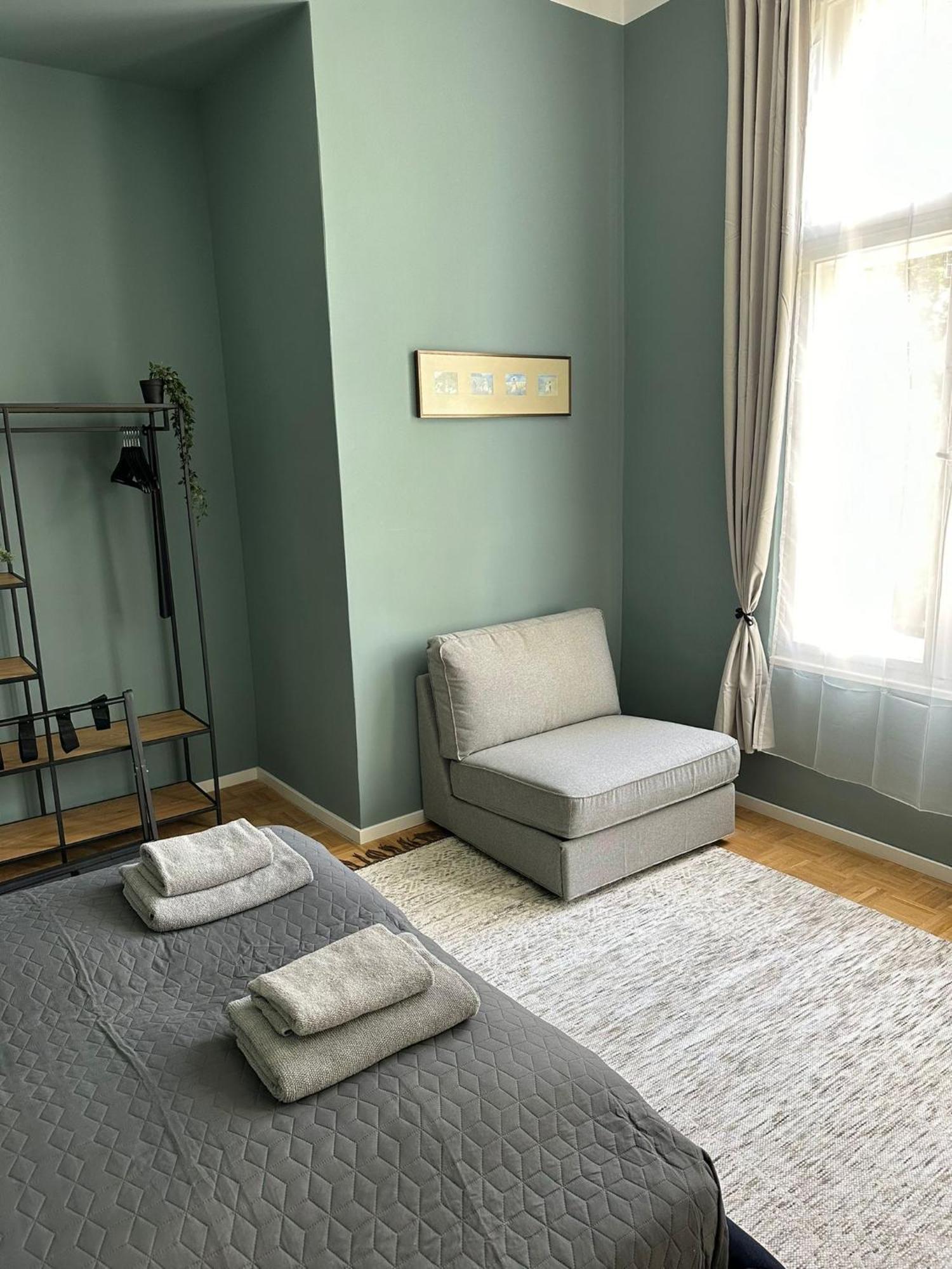 Jomi Unterkunft Funkturm Appartement Berlijn